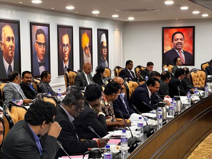 MESYUARAT JAWATANKUASA KERJA PUSAT MIC – Malaysian Indian Congress