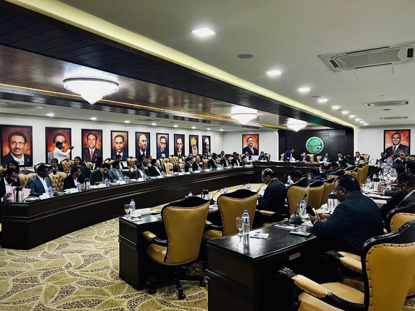 Mesyuarat Jawatankuasa Kerja Tertinggi MIC Pusat – Malaysian Indian ...